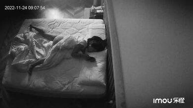 乐橙酒店摄像头偷拍❤️精品性感少妇反抗情夫疯狂厮打强行暴操未流出过(26V) (5)